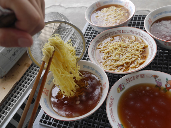 屋台のラーメン